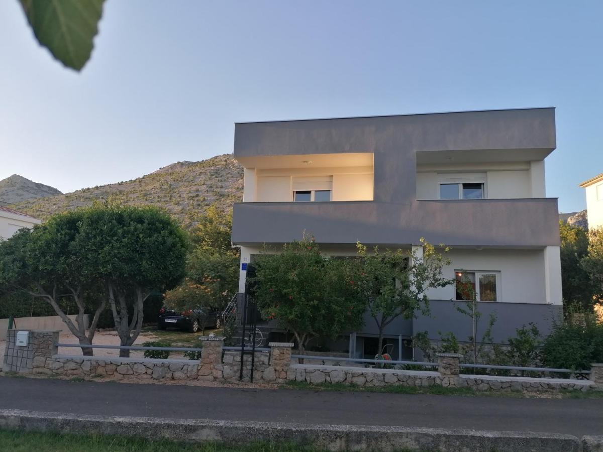 Apartments Lota スタリグラード エクステリア 写真