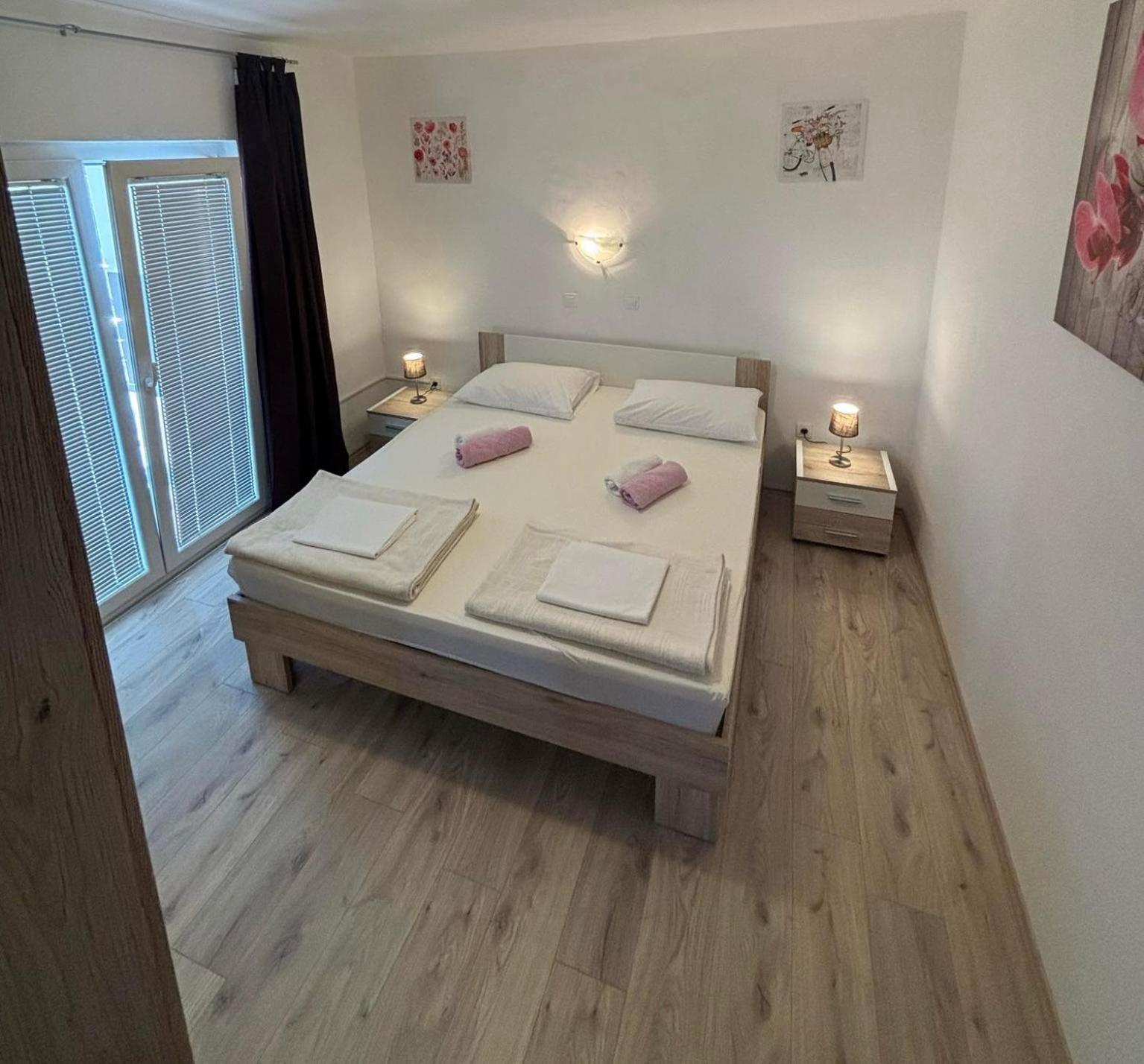 Apartments Lota スタリグラード エクステリア 写真